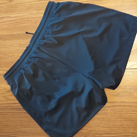 L.L. Bean BeanSport Swimwear Pull-On Short NWT Size Large - Picture 5 of 6